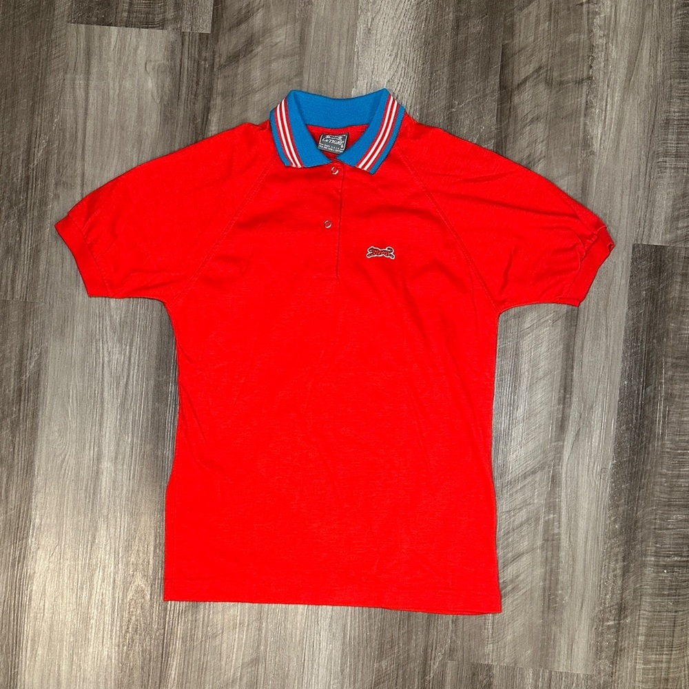 Le Tigre Vintage Polo Shirt – Red with Blue Stripe Collar – Made in USA – Size M